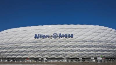 УЕФА не разрешил использовать радужную расцветку на стадионе в Мюнхене перед матчем Евро