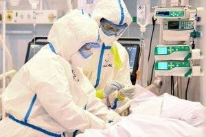 «Дельта штамм» коронавируса приближается, пора готовить больницы – Радуцкий