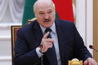 Лукашенко призвал разобраться с «обезумевшими» политиками стран Запада