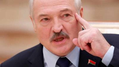 «Очнитесь, пока не поздно»: Лукашенко обратился к народам соседних стран