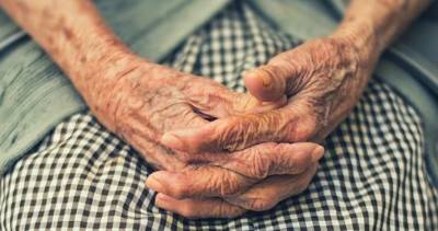 Сто долгожителей поделились секретами своей долгой жизни