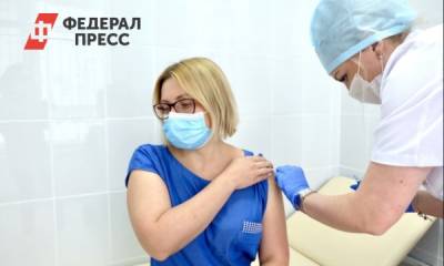 Новосибирский замминистра призвала к вакцинации собственным примером