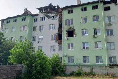 Жители взорвавшегося дома в Белогородке: Погибшего мы видели с оружием, а взрыв - попытка скрыть следы его убийства