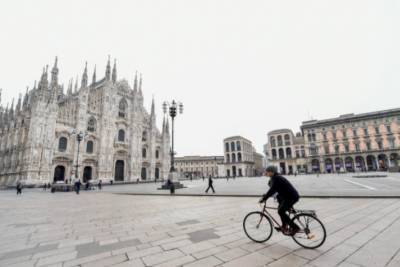 Италия отменяет обязательное ношение масок на улице