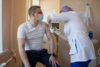 Как в Челябинской области борются за процент вакцинированных от коронавируса
