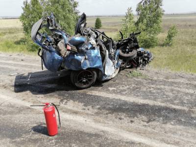 В Башкирии мужчина разбился насмерть в ДТП с фурой