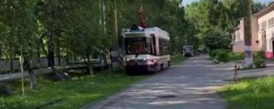 В Нижнем Новгороде в тестовый рейс вышел ретро-трамвай