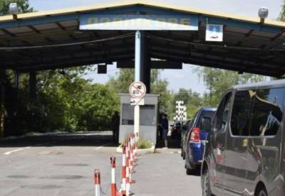 Пункт пропуска "Дзвонковое" на границе с Венгрией возобновляет работу