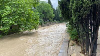 Сами виноваты: ученый объяснил, почему потоп нанес значительный ущерб Ялте и Керчи