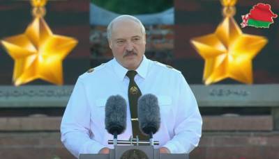 Лукашенко заявил, что Германия должна еще 100 лет стоять на коленях перед Беларусью
