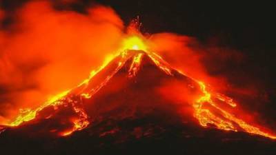 На Сицилии зафиксировано новое извержение вулкана Этна
