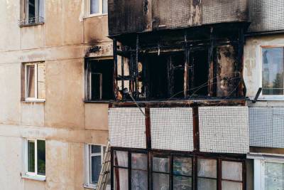 В Севастополе к тушению квартиры привлекли 19 пожарных
