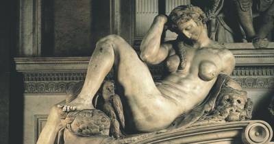 Плотоядные бактерии спасли мраморные статуи Микеланджело от трупных пятен
