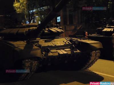 Украина начала перебрасывать танки к границе с Ростовской областью