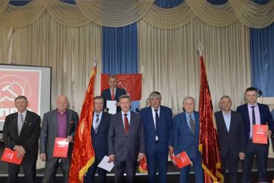 Локоть возглавит список КПРФ на выборах в Госдуму