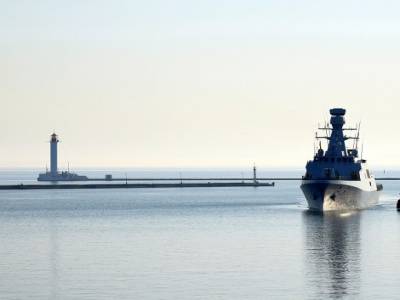Минобороны Британии отреагировало на «отгон» своего корабля от границ РФ в Черном море