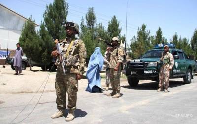Военные Афганистана выбили талибов из пяти районов страны