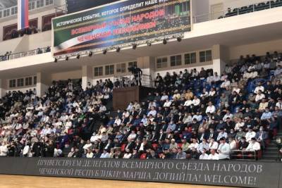 Съезд нардов Чечни потребовал от Кадырова баллотироваться на новый срок
