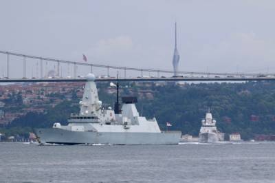 Минобороны РФ оценило действия британского эсминца в Черном море