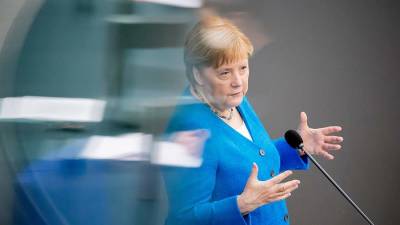 Меркель предложила провести встречу лидеров ЕС и Путина
