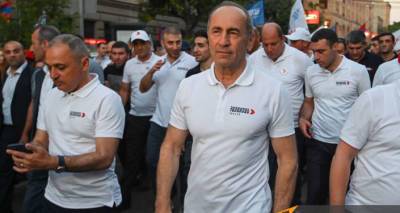 Взять мандаты или вывести граждан Армении на улицы? Политолог о возможном выборе оппозиции