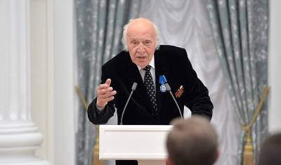 На 97-м году жизни скончался диктор и телеведущий Виктор Балашов