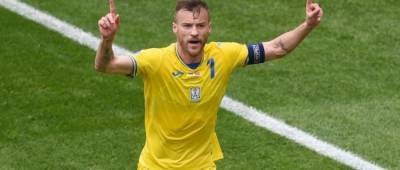 Сборная Украины по футболу впервые вышла из группового этапа в плей-офф Чемпионата Европы