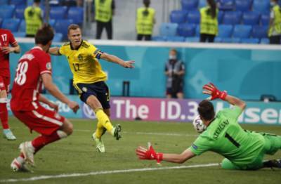 Евро-2020: Швеция и Испания выводят Украину в плей-офф