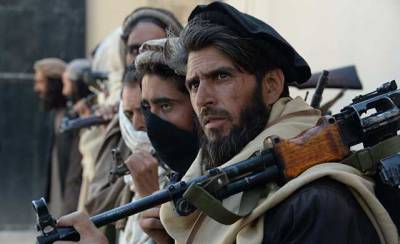 «Они везде, их сотни»: Талибы захватили границу с Таджикистаном