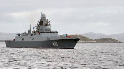 В Петербурге открылся международный военно-морской салон