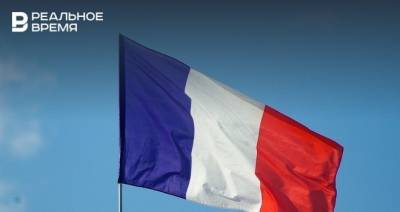 Франция внесла Россию в список «красных стран» из-за распространения индийского штамма коронавируса