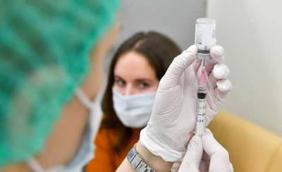 Даже врачи не делают путинскую вакцину, хотя в РФ бушует COVID-19 — The Daily Beast