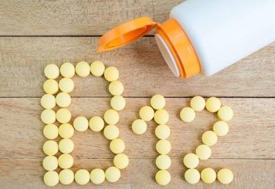 Врачи назвали ранние признаки дефицита витамина B12
