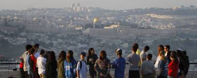 Израиля передумал открывать границу для привитых туристов