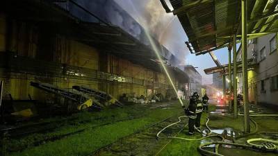 Пожар на складе на юге Москвы ликвидировали