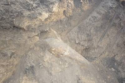 Фугасную мину нашли в реке на 233-м км трассы М-1 в Смоленской области