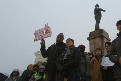 Писателя Сергея Филенко оштрафовали за митинг в поддержку Навального