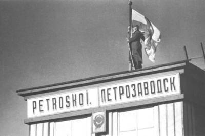 Смог бы СССР победить Гитлера, если бы финны захватили дорогу в Мурманск