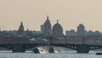 Конкурс на капремонт Биржевого моста продлили после жалобы из Москвы