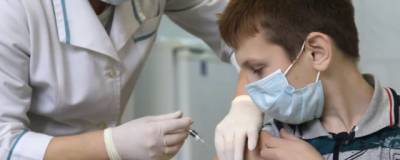 ВОЗ одобрила применение прививки против ковида у подростков