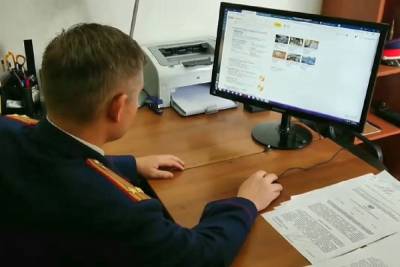 Следователи выясняют детали происшествия с умирающей в квартире женщиной в Тверской области
