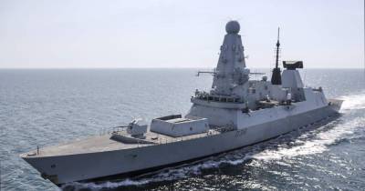 "Я буду стрелять": очевидец рассказал, как РФ преследовала HMS Defender в Черном море (видео) - focus.ua - Крым - Англия - Черное Море - Великобритания