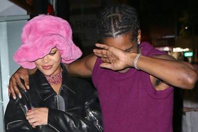 Рианну и A$AP Rocky засняли на свидании в Нью-Йорке - skuke.net - Нью-Йорк - Нью-Йорк - Новости
