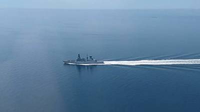 Главком ВМФ назвал провокацией инцидент с эсминцем Британии