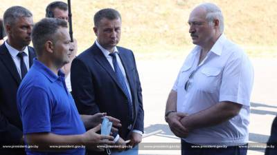 Лукашенко назвал коллективный Запад мерзавцами