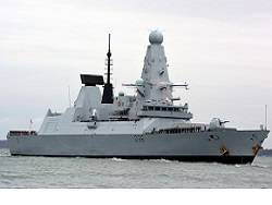 Российский корабль открыл предупредительную стрельбу по эсминцу Британии