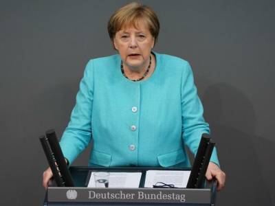 Меркель: Евросоюз должен наладить прямой контакт с Путиным