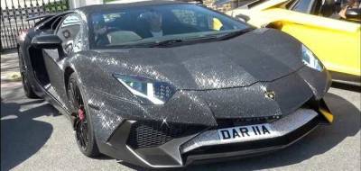 Lamborghini Aventador украсили 2 млн кристаллов Swarovski, каждый клеили вручную