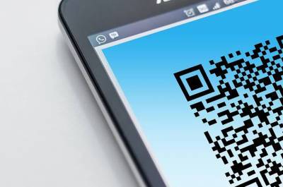 QR-код можно будет получить по итогам вакцинации только российским препаратом