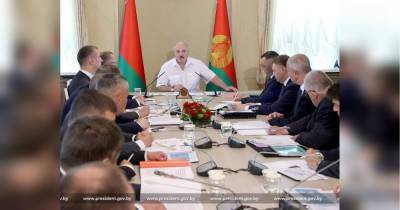 ЄС ввів санкції проти Білорусі: Лукашенко не виключив введення воєнного стану